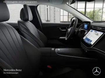 MERCEDES-BENZ E 220 d 4M Avantgarde Adv.  Leder DIST…
