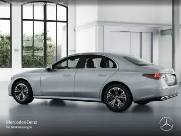 MERCEDES-BENZ E 220 d 4M Avantgarde Adv.  Leder DIST…