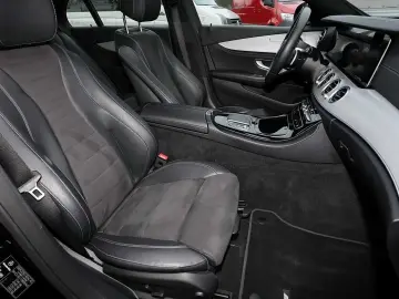 MERCEDES-BENZ E 300 de 4M AMG AHK KAMERA CARPLAY MBUX LED 18