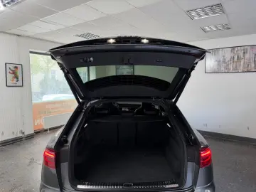 AUDI Q8 50TDI S-LINE MATRIX PANO KEYLESS HUD 360  B&O