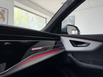 AUDI Q8 50TDI S-LINE MATRIX PANO KEYLESS HUD 360  B&O