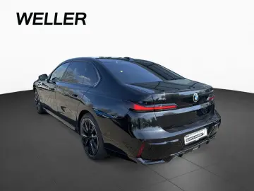 BMW 740d xdr M Sport Pro DA PA-Prof Sthz SkyLo AHK