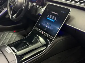MERCEDES-BENZ S 400 d Limousine L 4Matic Burmester M…