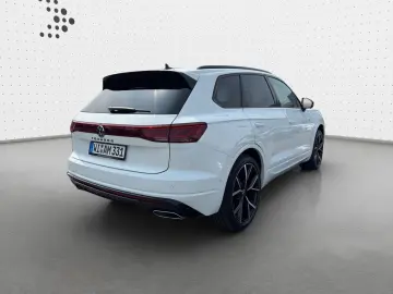 VW Touareg  3.0 V6 TDI R-Line Black-Style LEDER