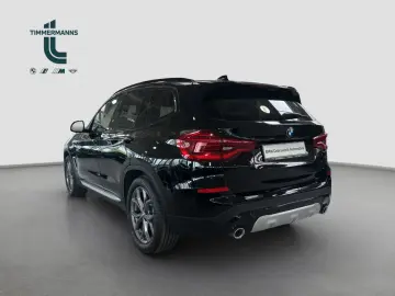 BMW X3 xDrive20d xLine Pano HUD AdLED DrAss HiFi