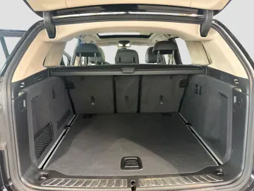 BMW X3 xDrive20d xLine Pano HUD AdLED DrAss HiFi