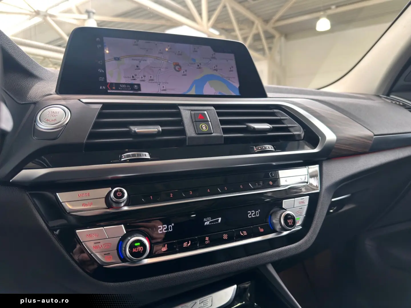 BMW X3 xDrive20d xLine Pano HUD AdLED DrAss HiFi