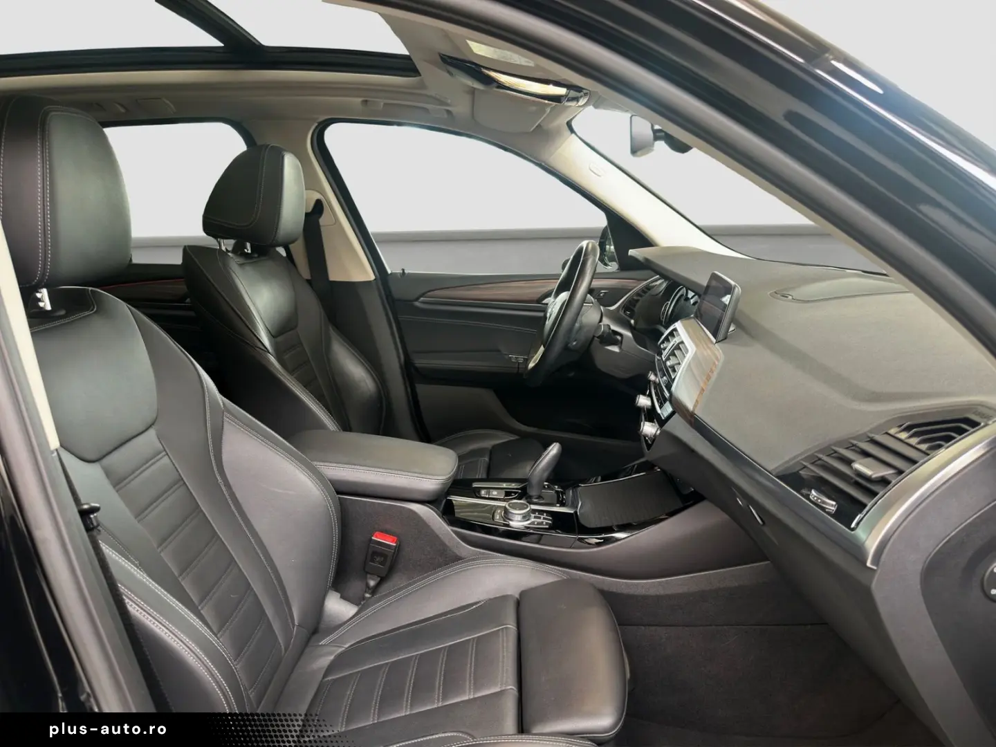 BMW X3 xDrive20d xLine Pano HUD AdLED DrAss HiFi