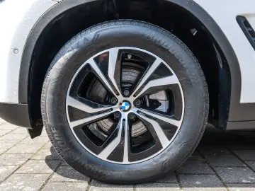 BMW X3 xDrive20d Pano