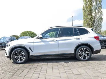 BMW X3 xDrive20d Pano