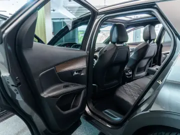 Peugeot 3008 BlueHDi 130 Stop & Start EAT8 GT