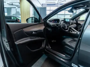 Peugeot 3008 BlueHDi 130 Stop & Start EAT8 GT