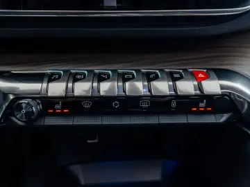 Peugeot 3008 BlueHDi 130 Stop & Start EAT8 GT