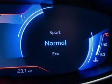 Peugeot 3008 BlueHDi 130 Stop & Start EAT8 GT