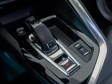 Peugeot 3008 BlueHDi 130 Stop & Start EAT8 GT