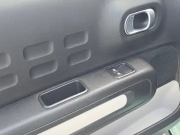 CITROEN C3 1.2 PureTech Live   Car No 166