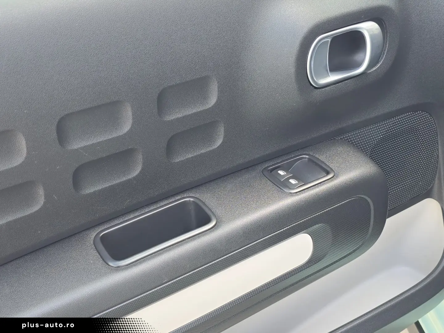 CITROEN C3 1.2 PureTech Live   Car No 166