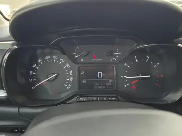 CITROEN C3 1.2 PureTech Live   Car No 166