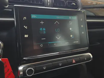 CITROEN C3 1.2 PureTech Live   Car No 166