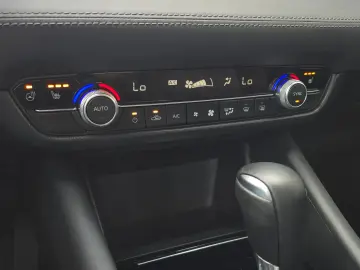 MAZDA 6 2.0 G165 Attraction