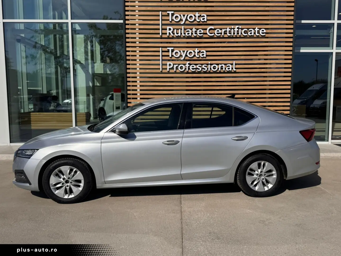 Skoda Octavia  2.0 TDI DSG Ambition