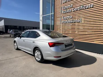 Skoda Octavia  2.0 TDI DSG Ambition