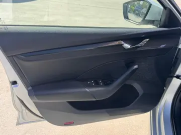 Skoda Octavia  2.0 TDI DSG Ambition