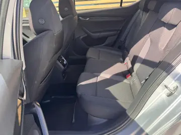 Skoda Octavia  2.0 TDI DSG Ambition