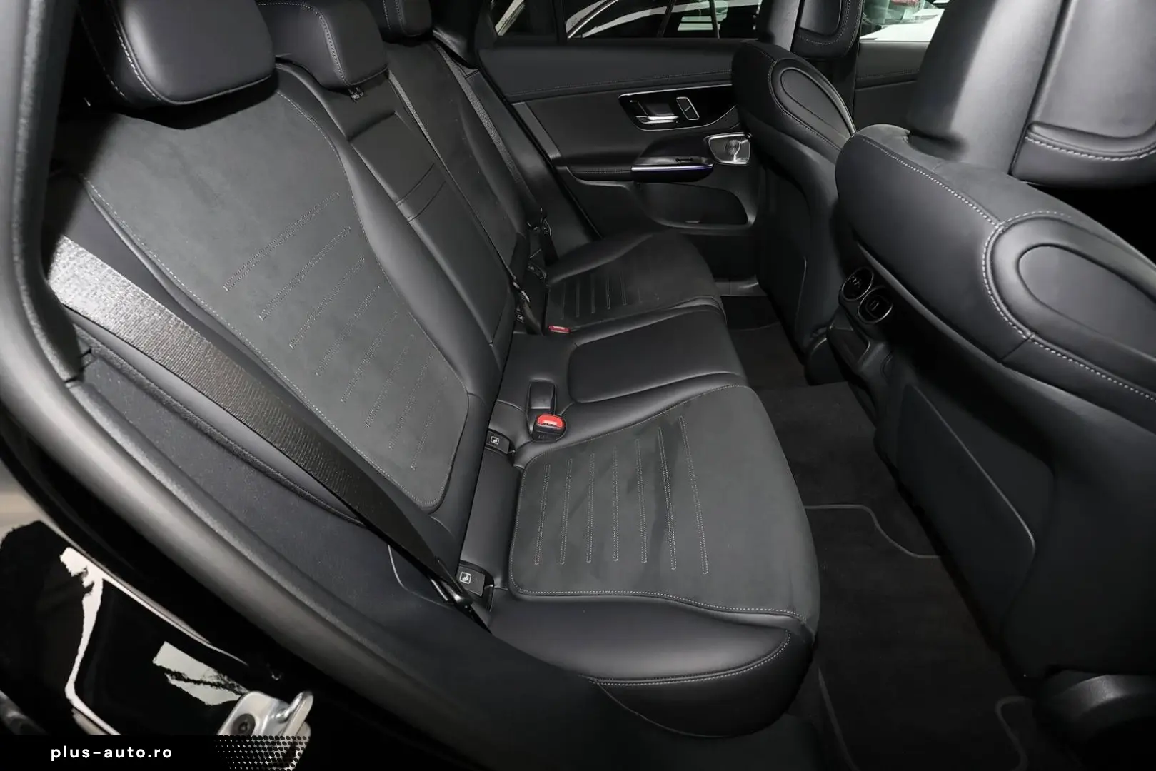 MERCEDES-BENZ GLC 300 de 4M AMG PANO DIG LIGHT 20  A&hellip;