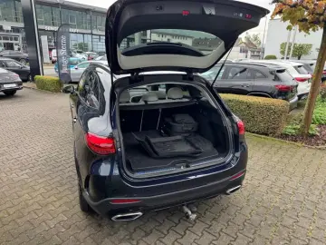 MERCEDES-BENZ GLC 300 de 4MATIC AMG Night Panor. Sitzheizung