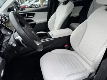 MERCEDES-BENZ GLC 300 de 4MATIC AMG Night Panor. Sitzheizung