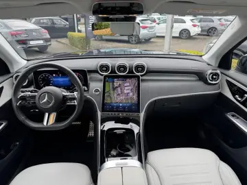 MERCEDES-BENZ GLC 300 de 4MATIC AMG Night Panor. Sitzheizung