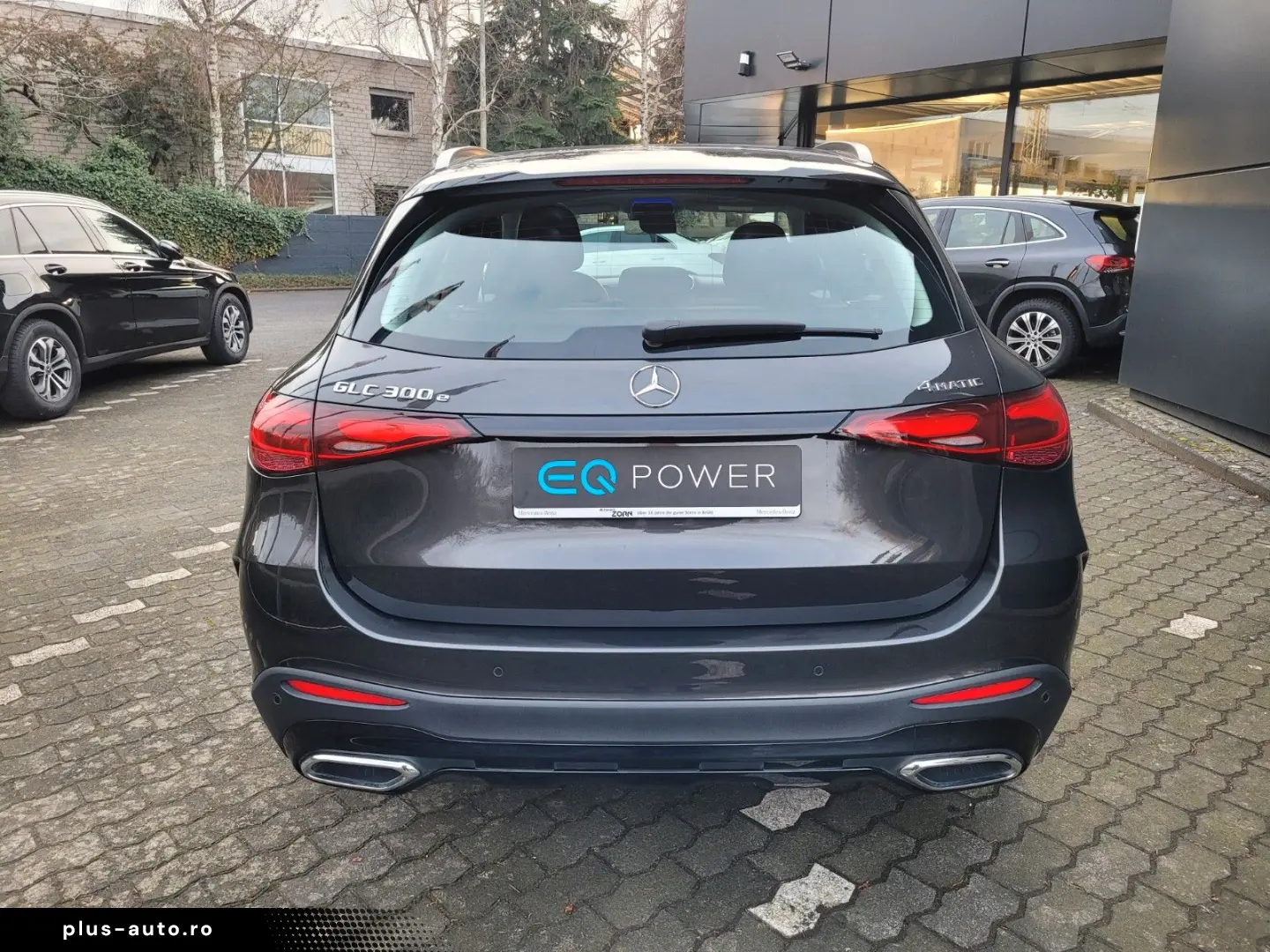 MERCEDES-BENZ GLC 300 e 4Matic AMG Line  Panorama  AHK