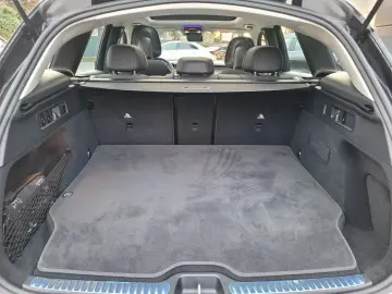 MERCEDES-BENZ GLC 300 e 4Matic AMG Line  Panorama  AHK