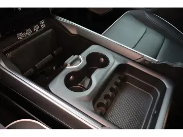 Dodge Ram 1500 Laramie Night