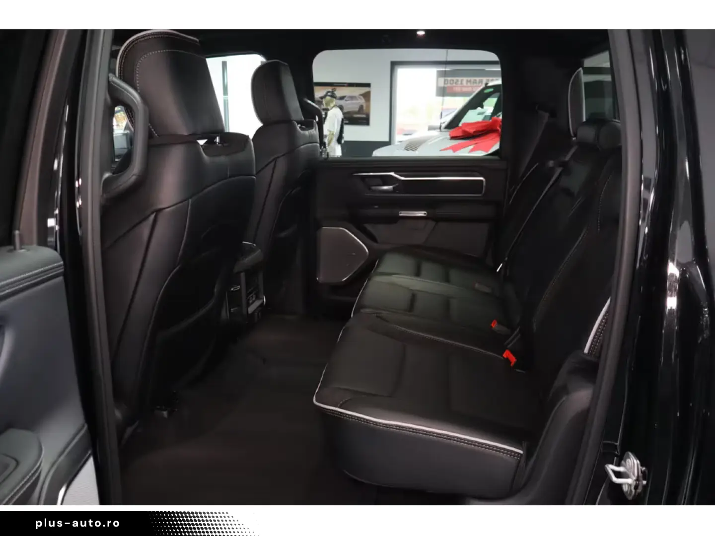 Dodge Ram 1500 Laramie Night