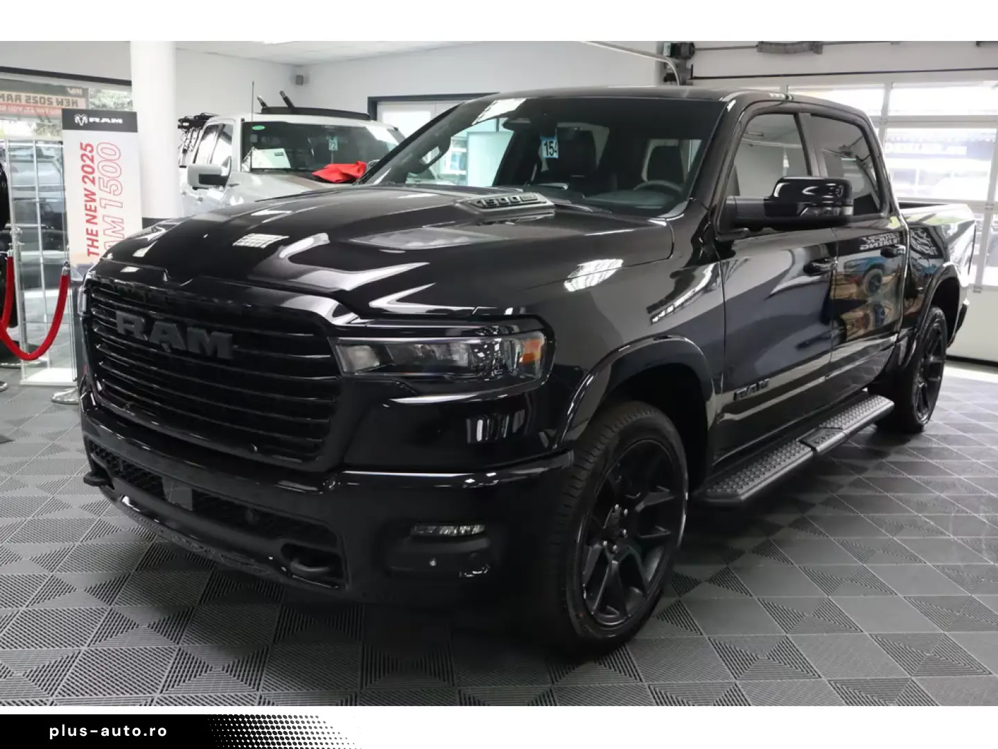 Dodge Ram 1500 Laramie Night