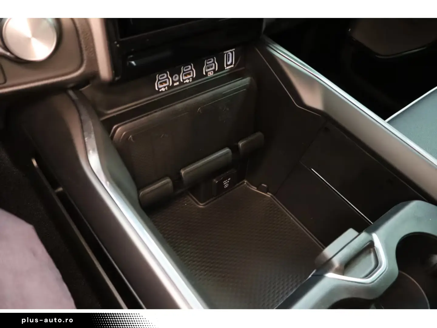 Dodge Ram 1500 Laramie Night