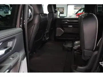 Dodge Ram 1500 Laramie Night