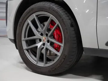 PORSCHE Macan S Sportabgasanlage BOSE Apple CarPlay