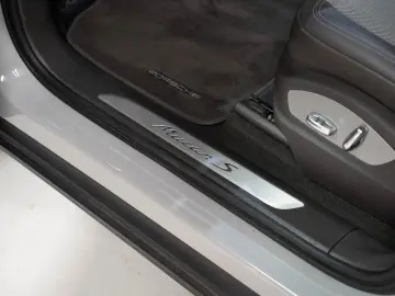 PORSCHE Macan S Sportabgasanlage BOSE Apple CarPlay