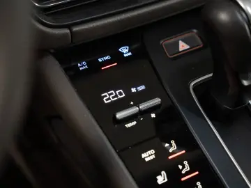 PORSCHE Macan S Sportabgasanlage BOSE Apple CarPlay