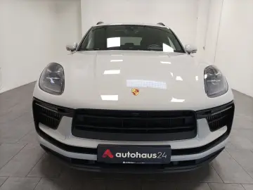PORSCHE Macan S AHK Navi CAM LED Pano