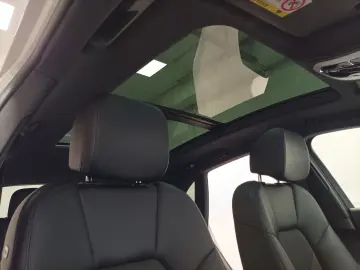 PORSCHE Macan S AHK Navi CAM LED Pano