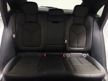 PORSCHE Macan S AHK Navi CAM LED Pano