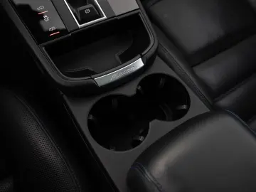 PORSCHE Macan S Sport Chrono Paket Standheizung BOSE