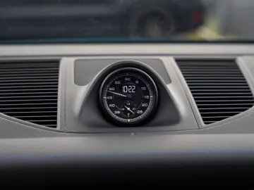 PORSCHE Macan S Sport Chrono Paket Standheizung BOSE