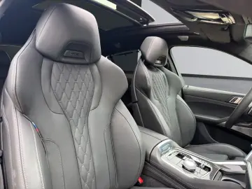 BMW X6 M60 i  B&W SKY-LOUNGE M-PAKET PRO ACC CARBON