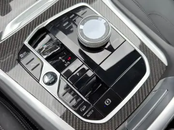 BMW X6 M60 i  B&W SKY-LOUNGE M-PAKET PRO ACC CARBON