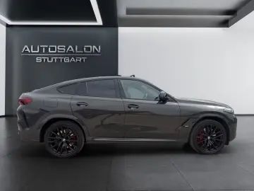 BMW X6 M60 i  B&W SKY-LOUNGE M-PAKET PRO ACC CARBON